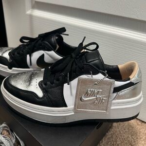 Nike Womens Air Jordan 1 Elevate Low SE
Metallic Silver · Black · White · Onyx